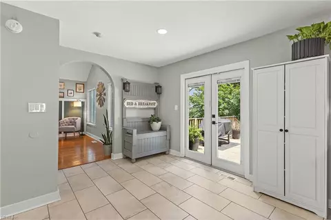 Entry Way - 3 Hunter Trce, Hampton, VA 23669 photo 4 of 5