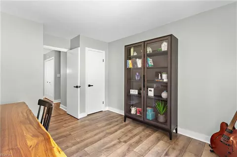 Entry Way - 3 Hunter Trce, Hampton, VA 23669 photo 5 of 5