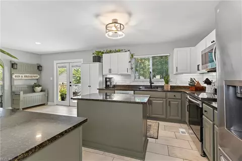 Kitchen - 3 Hunter Trce, Hampton, VA 23669 photo 3 of 3