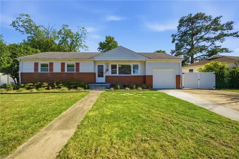1883 Dominion Ave, Norfolk, VA 23518