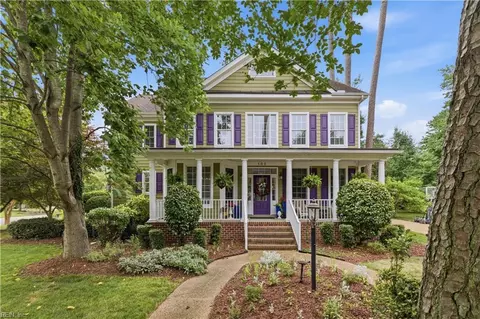 102 Patricks Ct, Carrollton, VA 23314