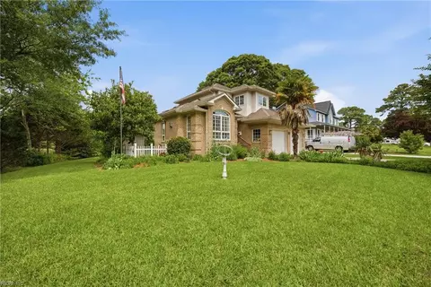 3445 S Crestline Dr, Virginia Beach, VA 23464