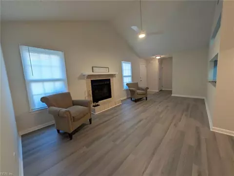 1158 Hillock Xing, Virginia Beach, VA 23455