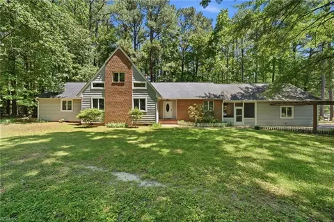 515 Lula Carter Rd, Newport News, VA 23603