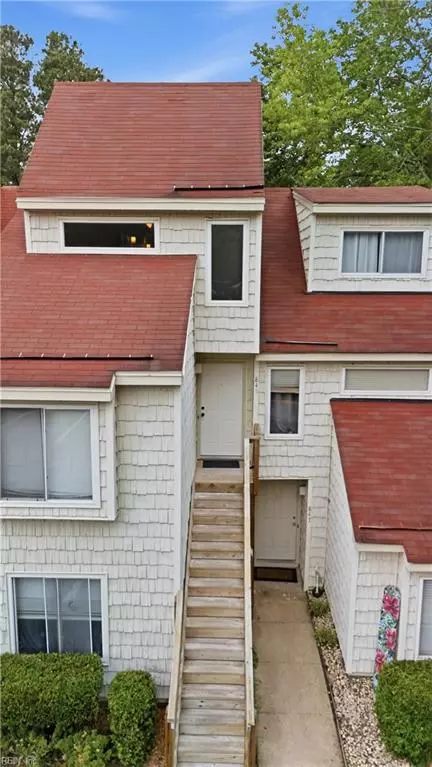 845 Virginia Ct, Virginia Beach, VA 23451