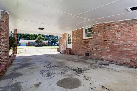 Exterior - 377 Whealton Rd, Hampton, VA 23666 photo 6 of 13