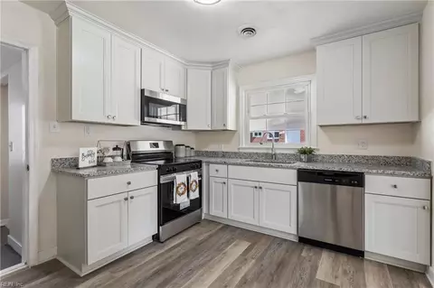 Kitchen - 377 Whealton Rd, Hampton, VA 23666 photo 2 of 3