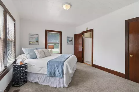 Bedroom - 155 Shenandoah Rd, Hampton, VA 23661 photo 1 of 9