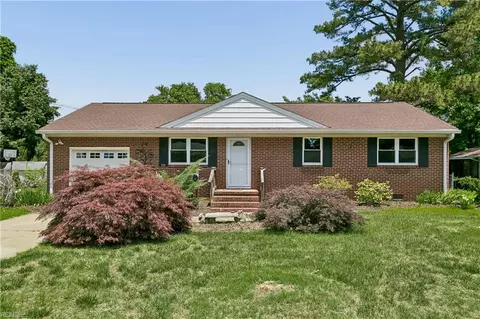 711 Spruce Rd, Newport News, VA 23601