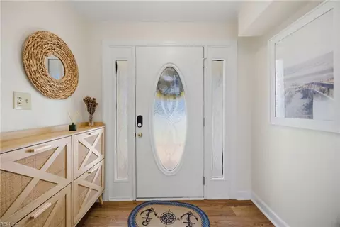 Entry Way - 12 Knodishall Way, Hampton, VA 23664 photo 1 of 7
