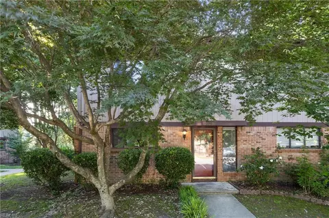 1010 N Green Dr, Newport News, VA 23602