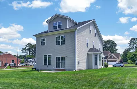 Exterior - 103 Stonehurst Rd, Hampton, VA 23669 photo 7 of 7