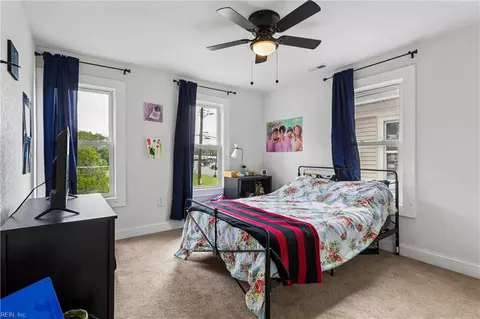 Bedroom - 708 B St, Chesapeake, VA 23324 photo 3 of 4