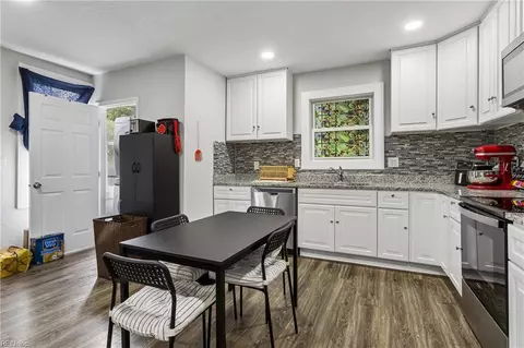 Kitchen - 708 B St, Chesapeake, VA 23324 photo 2 of 2