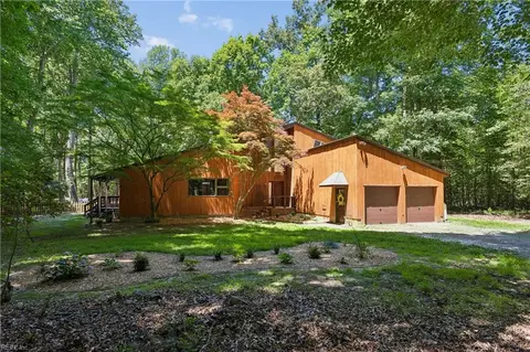 12465 Titus Cove Lndg, Carrollton, VA 23314