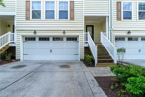 5525 Taylors Walke Ln, Virginia Beach, VA 23462