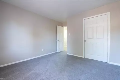 Bedroom - 4032 Sloop Trl, Chesapeake, VA 23321 photo 2 of 10