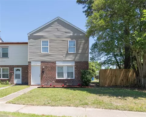 4032 Sloop Trl, Chesapeake, VA 23321