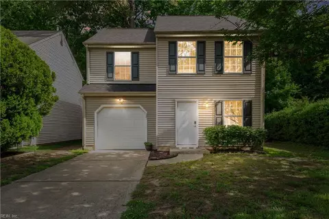 321 Windy Ridge Ln, Newport News, VA 23602