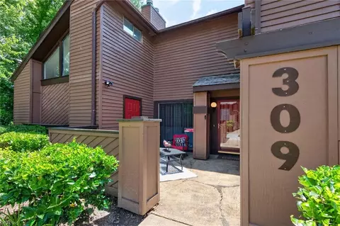 309 Bantry Xrs Cross, Virginia Beach, VA 23452