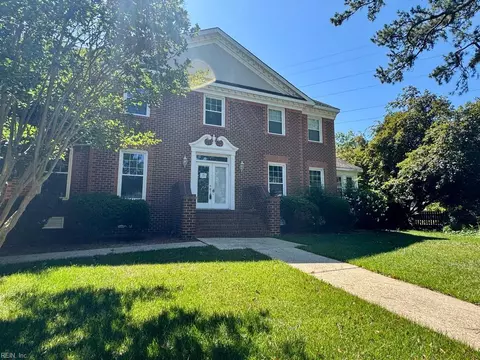 820 Spruce Forest Ct, Chesapeake, VA 23322