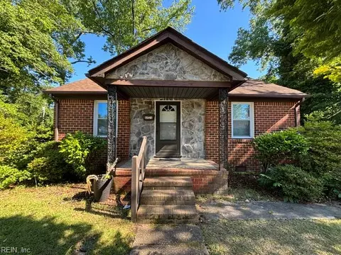 6425 Horton Cir, Norfolk, VA 23513