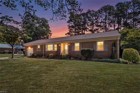 3305 Hemlock Dr, Chesapeake, VA 23321