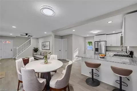 Dining - 137 Clyde St, Hampton, VA 23669 photo 2 of 3