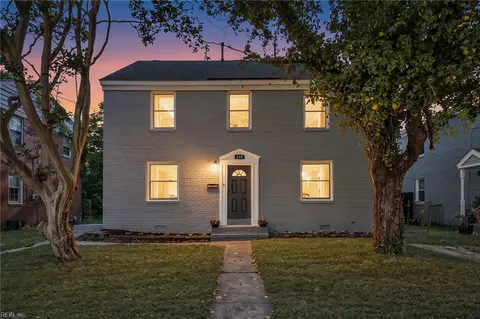 137 Clyde St, Hampton, VA 23669