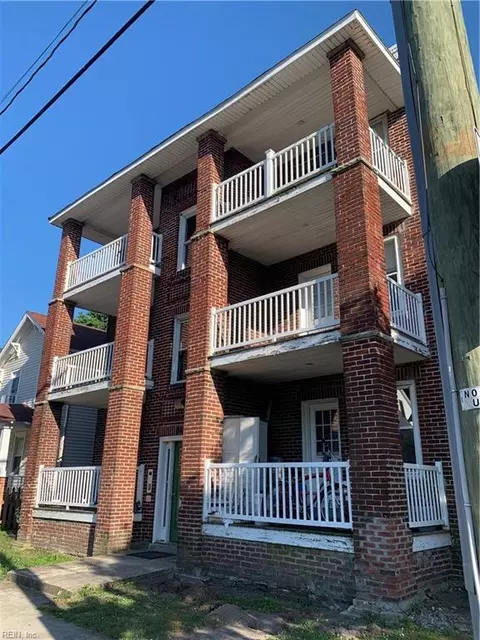 869 W 35th St #4, Norfolk, VA 23508