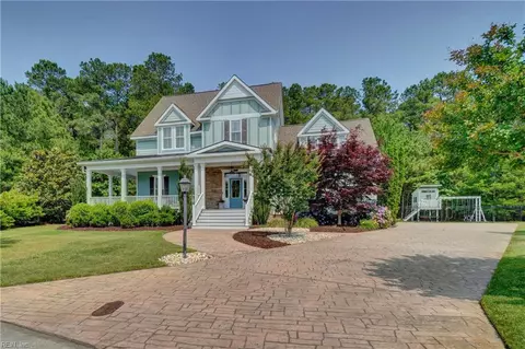 2201 Cancun Ct, Virginia Beach, VA 23456