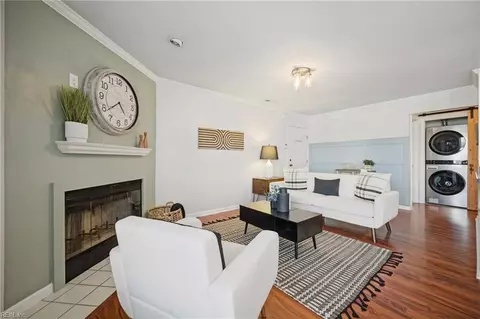 2249 Estuary Ct, Virginia Beach, VA 23451