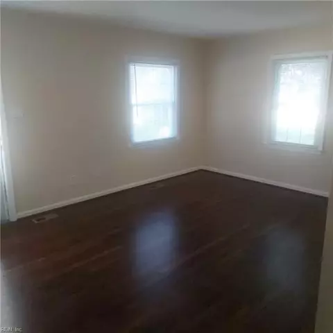 34 Westover St, Hampton, VA 23669 photo 4