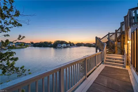 209 Lake Dr, Virginia Beach, VA 23451