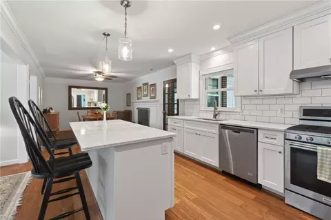 729 Avalon Ave, Virginia Beach, VA 23464