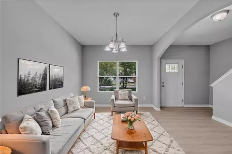 Living - 6335 Devonshire Rd, Norfolk, VA 23513 photo 2 of 8