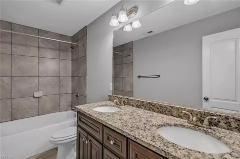 Bath - 6335 Devonshire Rd, Norfolk, VA 23513 photo 3 of 3