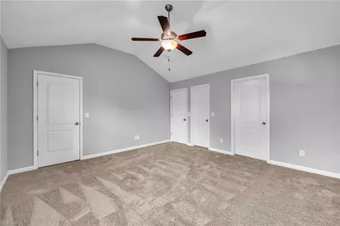 Entry Way - 6335 Devonshire Rd, Norfolk, VA 23513 photo 7 of 10
