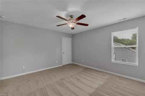 Entry Way - 6335 Devonshire Rd, Norfolk, VA 23513 photo 10 of 10
