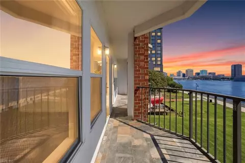 475 Water St #302, Portsmouth, VA 23704