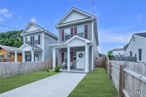 Exterior - 714 Ridgeway Ave, Hampton, VA 23661 photo 2 of 5