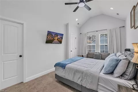 Bedroom - 714 Ridgeway Ave, Hampton, VA 23661 photo 4 of 6