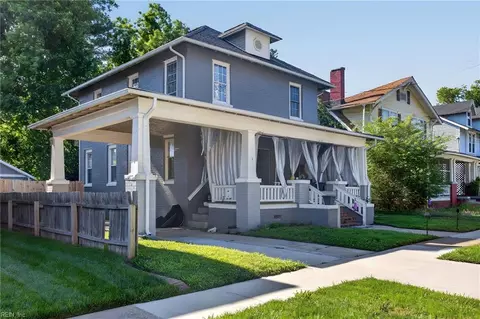 221 Cedar St, Suffolk, VA 23434