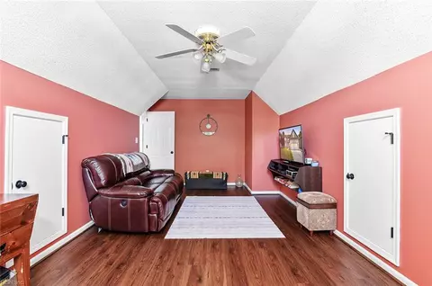 Other - 4 Mullins Ct, Hampton, VA 23666 photo 8 of 15
