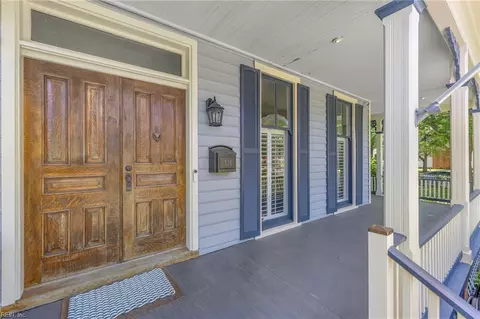 Exterior - 334 E Pembroke Ave, Hampton, VA 23669 photo 3 of 10