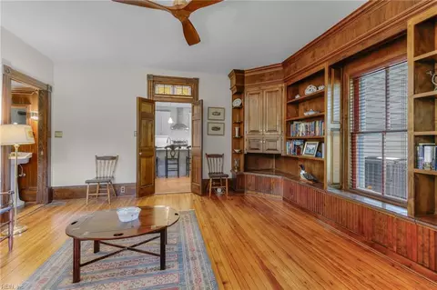Living - 334 E Pembroke Ave, Hampton, VA 23669 photo 4 of 4