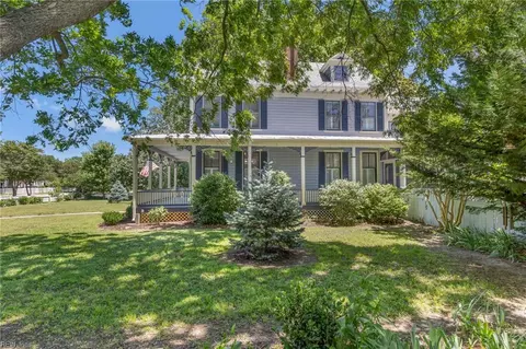 Exterior - 334 E Pembroke Ave, Hampton, VA 23669 photo 8 of 10