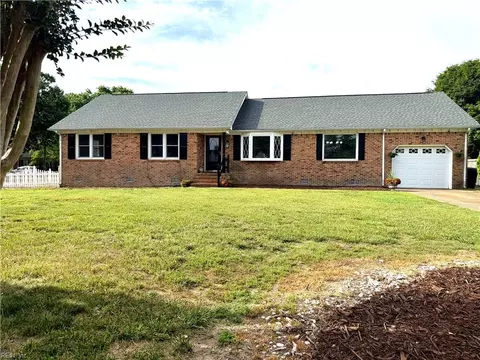 5304 Gale Dr, Virginia Beach, VA 23464