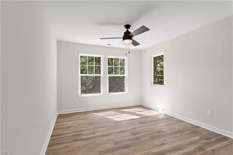 Bedroom - 6 Ac Harris Creek Rd, Hampton, VA 23669 photo 1 of 1