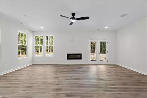 Living - 6 Ac Harris Creek Rd, Hampton, VA 23669 photo 1 of 5